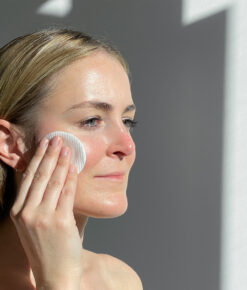 Clearing Face Tonic Application