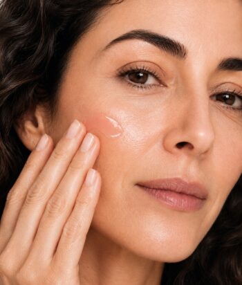 Alternative view of Ageless Future Serum